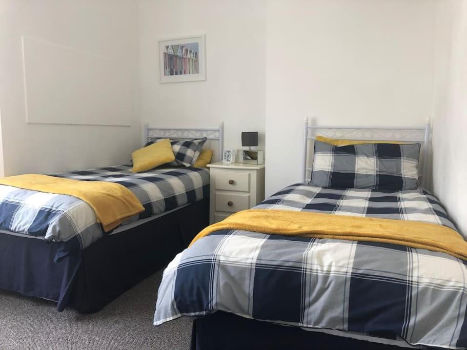 Seaton, Devon, Two Bed Apartment, Just Off The Sea Front. Eksteriør bilde