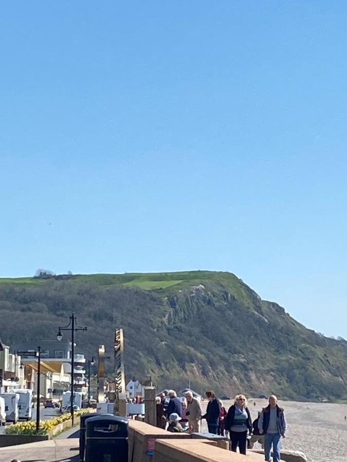 Seaton, Devon, Two Bed Apartment, Just Off The Sea Front. Eksteriør bilde